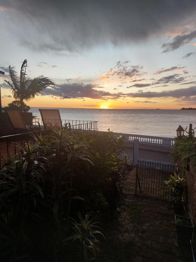 Terraza Sacramento - Atardecer En El Barrio Historico Villa Colonia del Sacramento Bagian luar foto