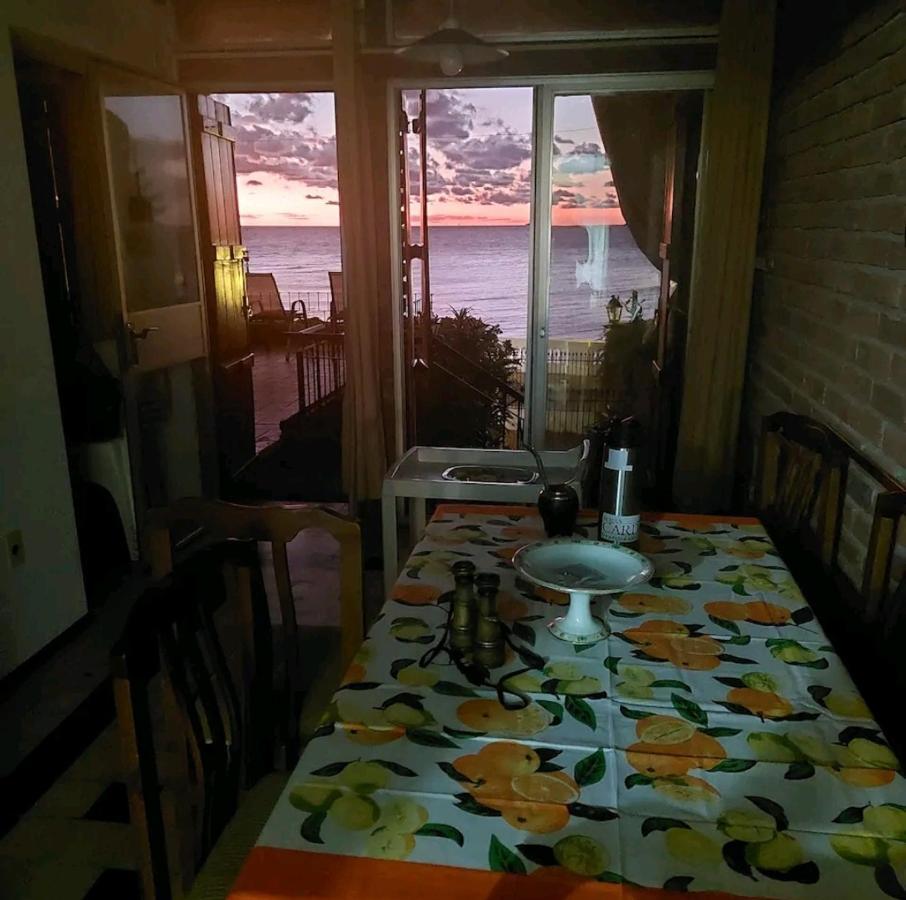 Terraza Sacramento - Atardecer En El Barrio Historico Villa Colonia del Sacramento Bagian luar foto